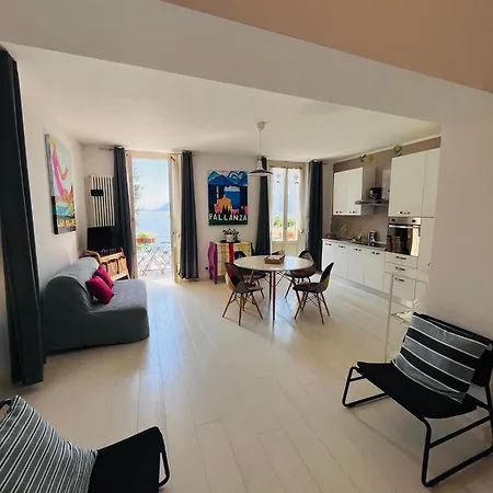 Διαμέρισμα Casa Gambusso Historical House Magnificent View Βερμπάνια
